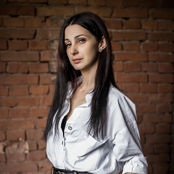 Елена Коломыцева Елена Коломыцева